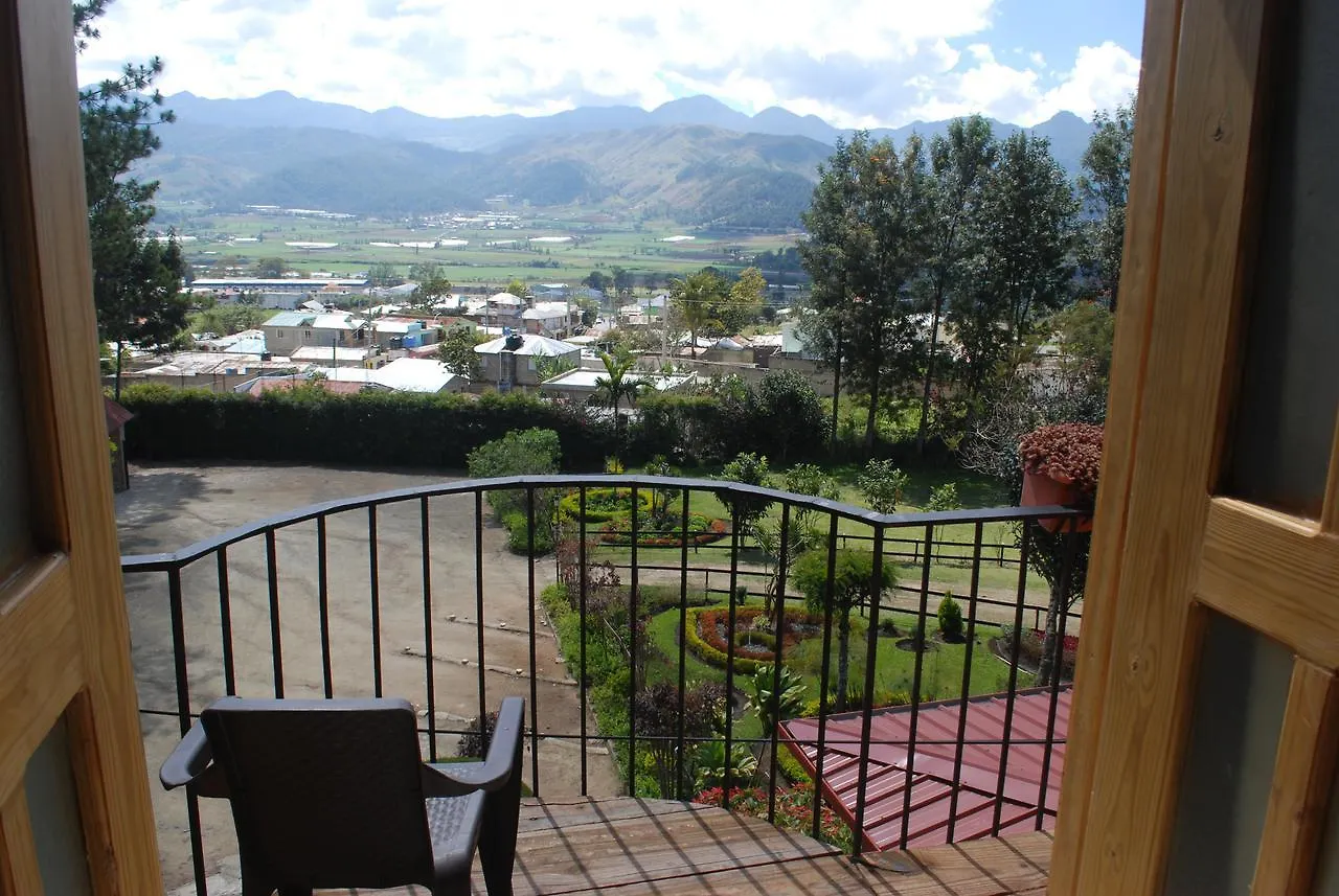 Hotel Rancho Constanza & Cabanas De La Montana
