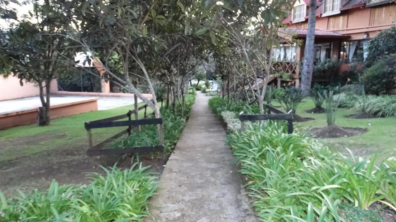 Hotel Rancho Constanza & Cabanas De La Montana